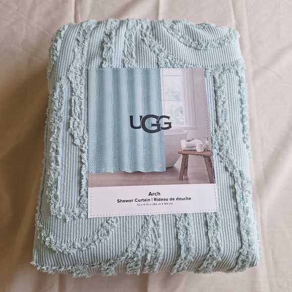 UGG Aqua Shower Curtain, NWT Fabric Shower Curtain - Picture 6 of 6